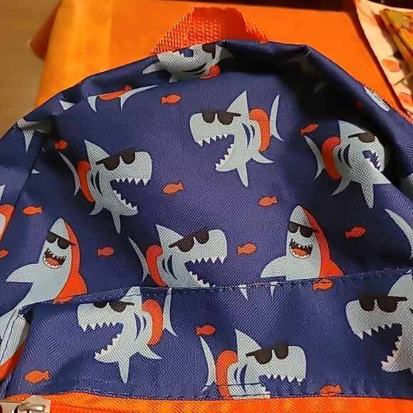 Shark Backpack - Picture 2 of 4